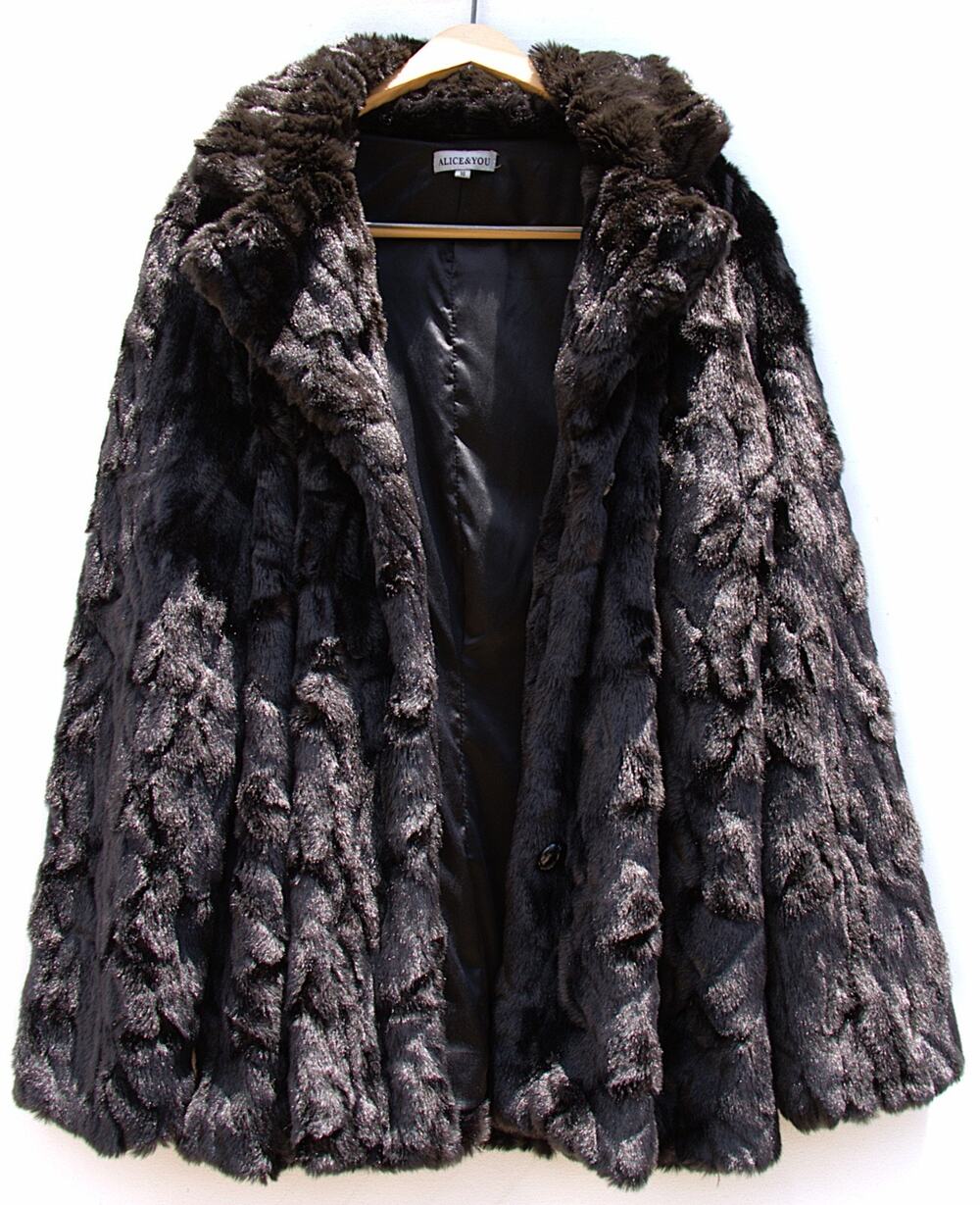 Alice & You Black Faux Fur Coat Women’s Size 16 Plush Soft Lined